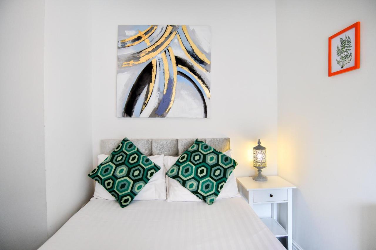 The White House By Bodacious! Swansea Ngoại thất bức ảnh